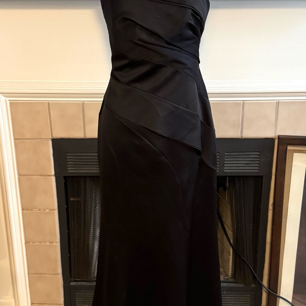 Vera Wang Black Satin Cocktail Dress